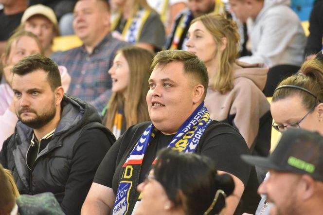 PRES Grupa Deweloperska Toruń - Betard Sparta Wrocław. Zdjęcia kibiców i zawodników z półfinału PGE Ekstraligi na Motoarenie