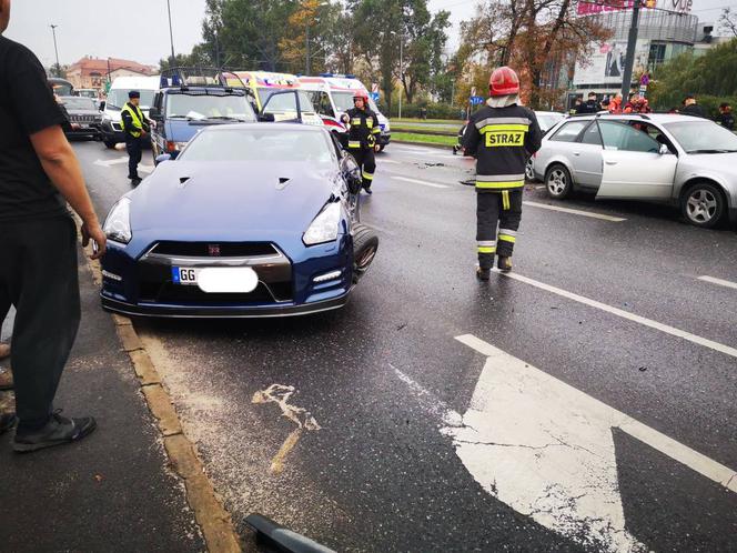 Wypadek na ul. Focha w Bydgoszczy! Wielu rannych! 