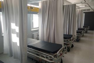 W szpitalu Jurasza znów przyjmują chorych pacjentów, ale odwiedzającym wstęp wzbroniony! [AUDIO]