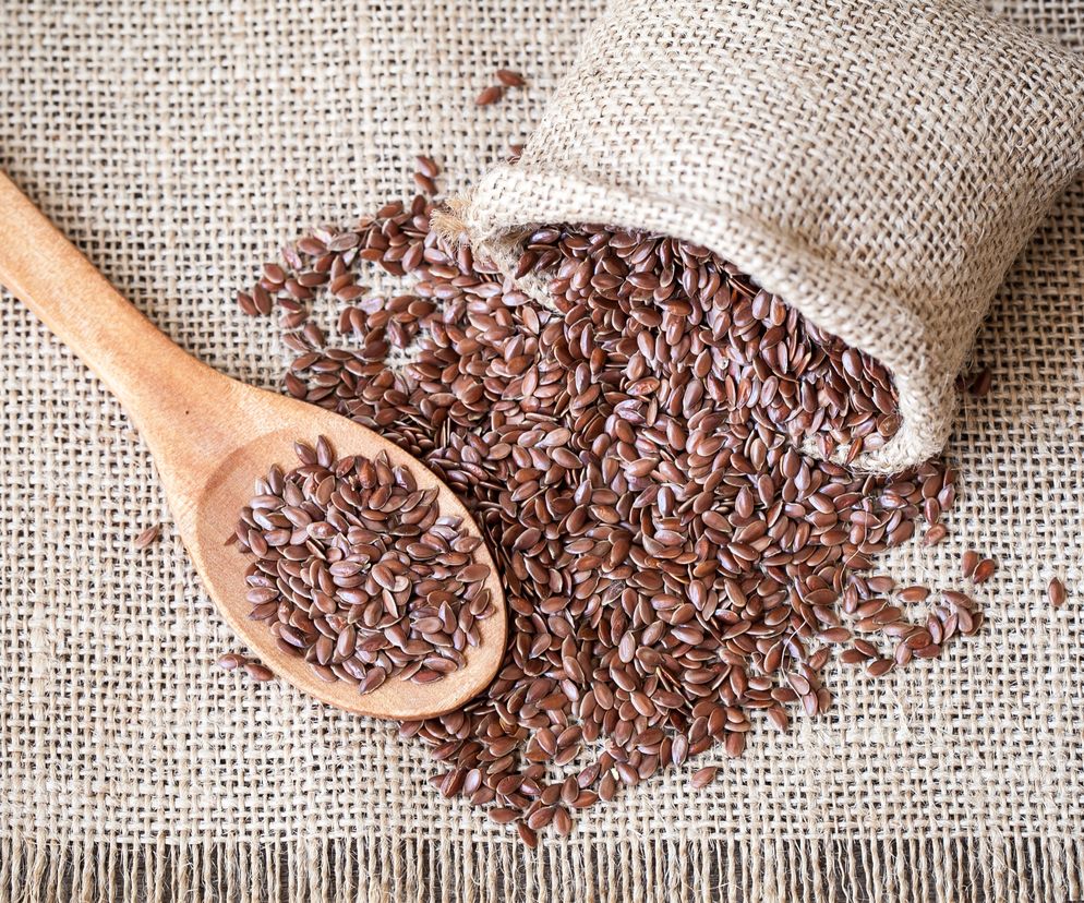 Jaka dieta jest najlepsza, gdy choroba wrzodowa bardzo ci dokucza? Jaka powinna być dieta w chorobie wrzodowej, gdy po jedzeniu odczuwasz silny ból w dołku, któremu towarzyszą też często objawy niestrawności: zgaga, odbijanie, nudności, a nawet wymioty? Oto jaka powinna być twoja dieta w ostrej fazie choroby wrzodowej.