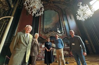Historia jak z filmu. Hrabia von Ballestrem i hrabina znów razem w Pszczynie