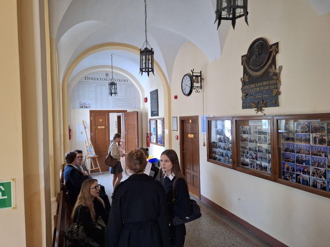 Maturzyści z Rzeszowa rozpoczęli egzaminy 