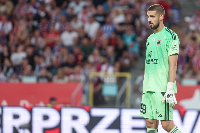 Górnik Zabrze - Termalica Nieciecza. Niesamowita atmosfera na Arenie Zabrze! Kibice Górnika dopingują swoją drużynę