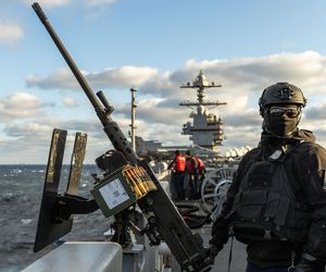 Lotniskowiec USS Harry S. Truman