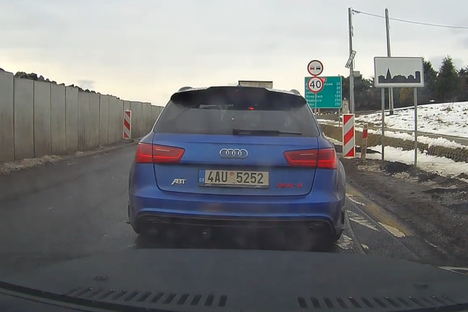 Kierowca Audi RS6-R o mocy 730 KM postradał wszystkie rozumy. Ten manewr mógł się skończyć tragedią - WIDEO