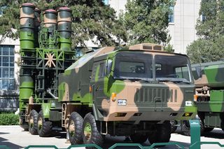 Iran odbudowuje obronę powietrzną z pomocą Chin? Teheran miał kupić nowe uzbrojenie 