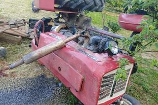 Lubinka. Nie żyje 78-latek przygnieciony przez traktor. Wykonał niefortunny skok