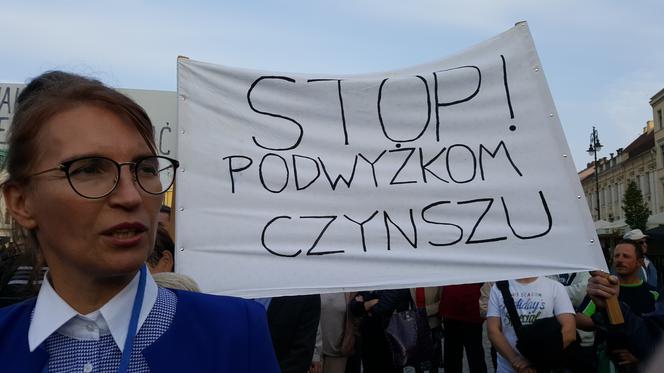 Protest mieszkańców ADM w Bydgoszczy. Ich czynsz to 10,80 zł za m2