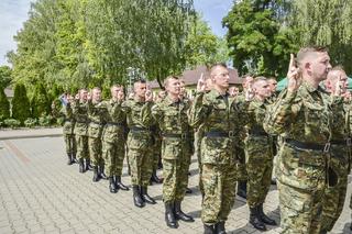 Lubelskie: Kilkudziesięciu nowych strażników granicznych. To największa grupa od wielu lat! [GALERIA]