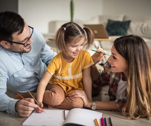 800 plus tylko dla pracujących? Polacy nie mają żadnych wątpliwości