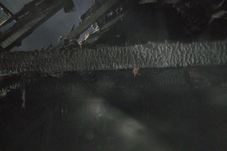   Wyskoczyli z okna przed płomieniami. Jedna osoba nie żyje, druga jest w ciężkim stanie