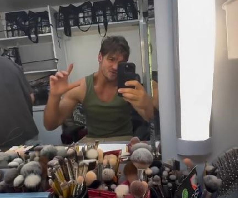 M jak miłość na planie. Marcin (Mikołaj Roznerski)