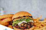 Trump burger podbija Teksas. Obrotny imigrant zarabia na prezydencie
