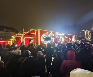 Tak prezentuje się świąteczna ciężarówka Coca-Coli. Wielki truck przyjechał do Wrocławia