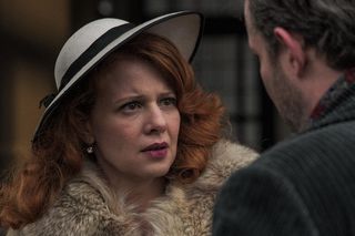 Gra z Cieniem, odcinek 5. Nina (Karolina Gruszka), Tomasz (Grzegorz Małecki)