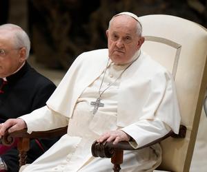 Papież Franciszek trafił do szpitala. Dalsze problemy zdrowotne głowy Kościoła