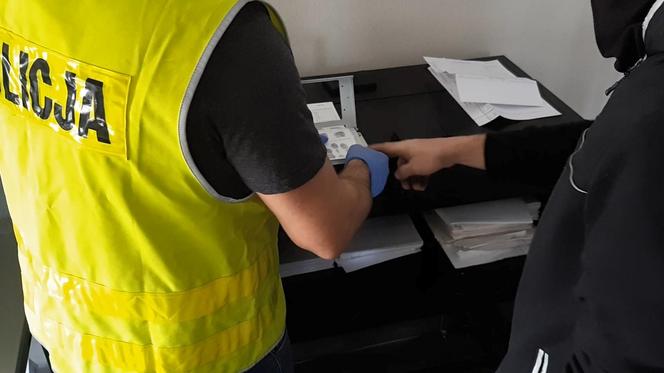 Akcja toruńskiej policji na Podgórzu. Zatrzymanemu grozi 15 lat więzienia