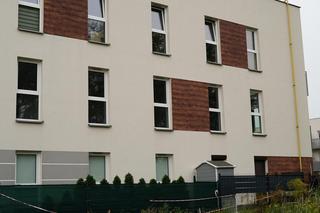 Robotnik zrzucił 30-kg kocioł, który spadł na przechodnia. 18-letni Dymytro zmarł w szpitalu. 50 metrów i by żył