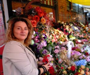 Wieńce, wiązanki i kwiaty na Wszystkich Świętych. Warto zainwestować w jakość