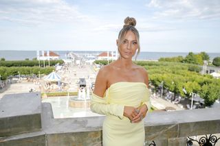 Młodziutka Małgorzata Rozenek-Majdan zachwyca w dopasowanej kreacji. Co za sylwetka!