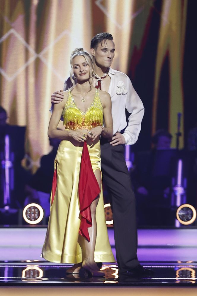 Maurycy Popiel, Sara Janicka