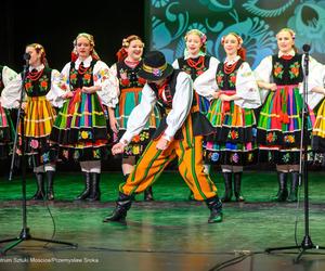 Koncert wielkanocny Zespołu Pieśni i Tańca Świerczkowiacy w Centrum Sztuki Mościce