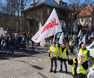 Górnicy protestowali pod ministerstwem przemysłu w Katowicach przeciwko likwidacji KWK Bielszowice