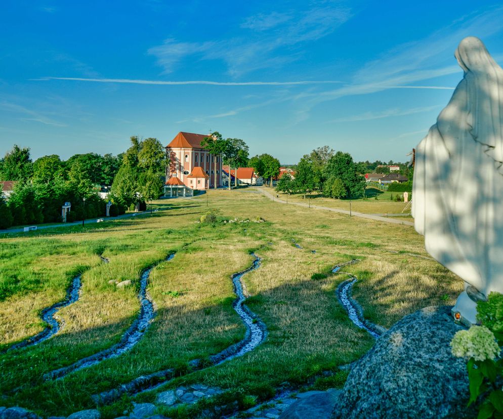 Sanktuarium Matki Bożej Bolesnej w Skrzatuszu