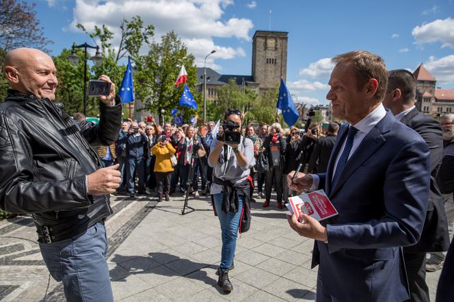 Tusk ruszył w Polskę