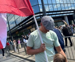 Gwiazdy na marszu patriotów. Sprawdźcie, kto się pojawił