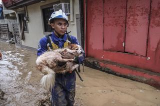 Tajfun nad Filipinami. Nie żyje co najmniej 26 osób