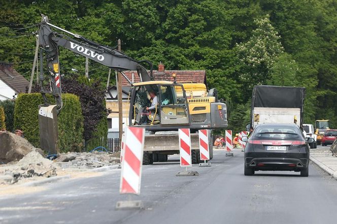 Trwa przebudowa odcinka drogi nr 928 między Mikołowem i Kobiórem