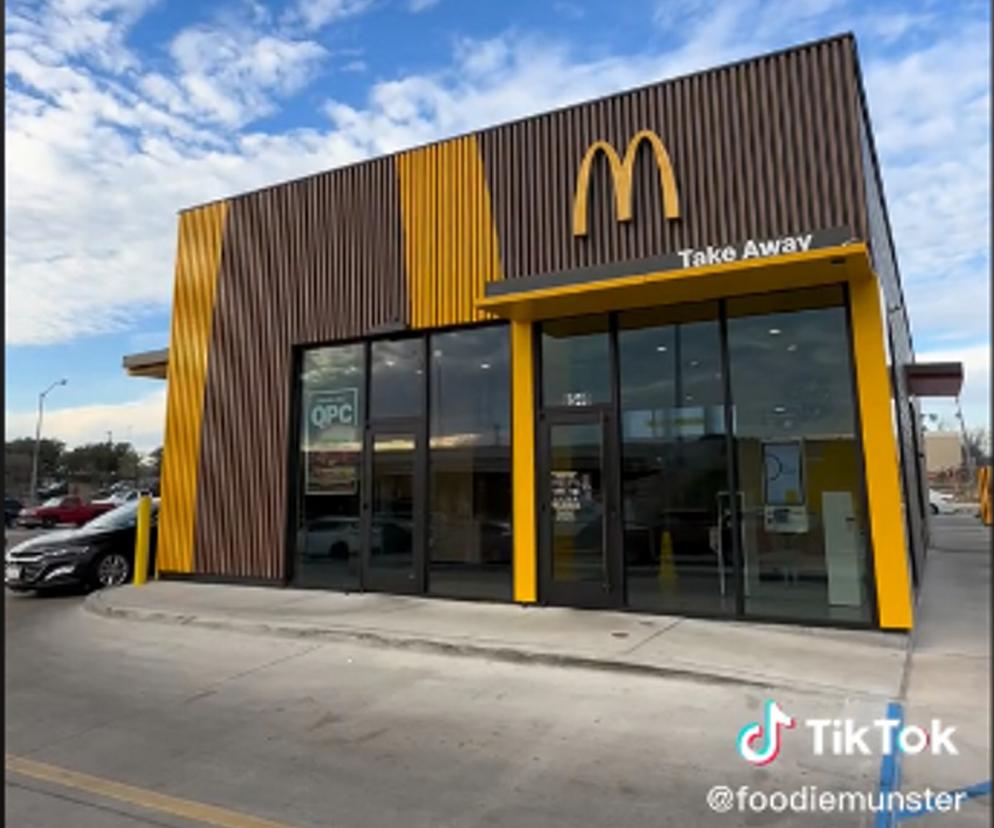 McDonalds otworzył restaurację przyszłości. Frytki poda ci robot!
