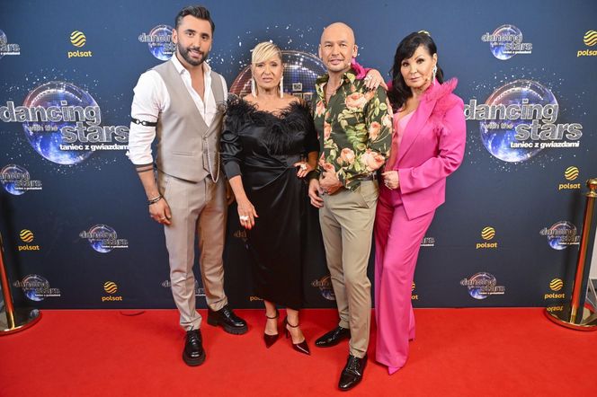 Ewa Kasprzyk z dekoltem do pępka. Tak pokazała się w programie na żywo!