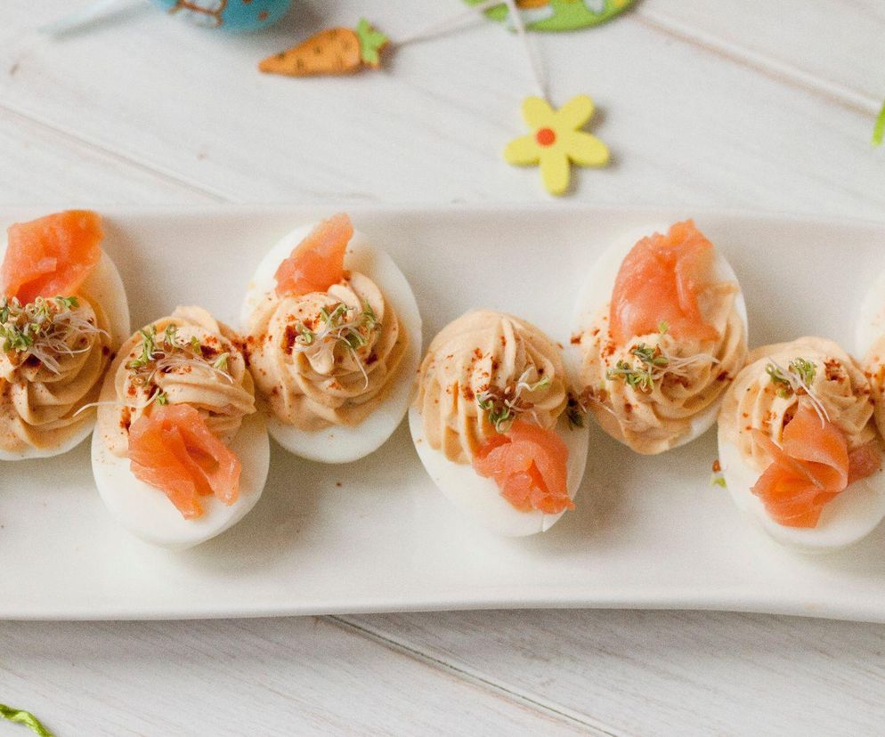 jajka faszerowane łososiem i serkiem Almette