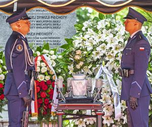 Tak wygląda grób byłego posła Jerzego Dziewulskiego