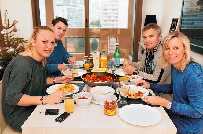 Karolina Woźniacka podarowała tacie samochód Jamesa Bonda