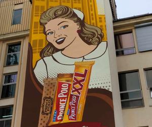Nowy mural w Cieszynie. Na pamiątkę 100-lecia powstania fabryki produkującej kultowe wafle