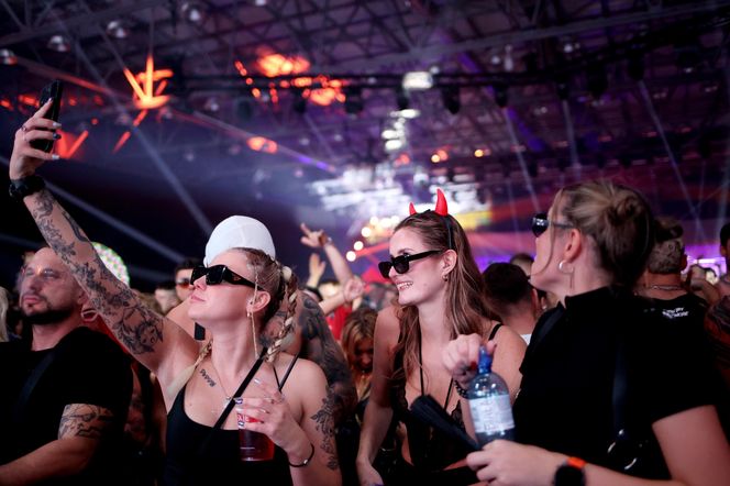 Mayday 2025 w Katowicach. Fani przed sceną bawią się najlepiej