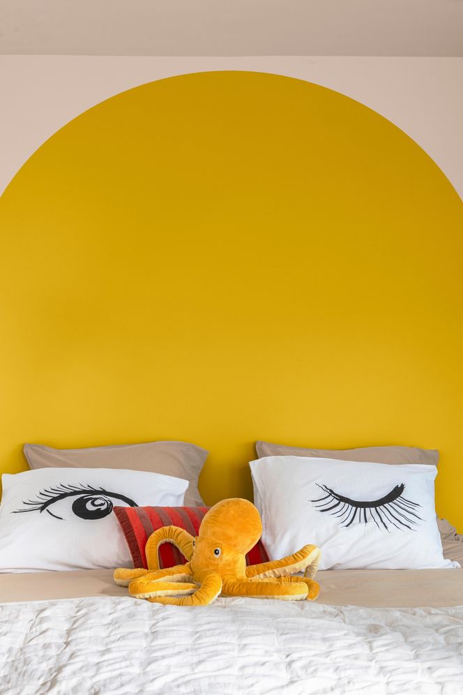 Glamour Pink Kolor Roku 2024 i Hellow Yellow Kolor Roku 2025 Akzo NobelAkzo Nobel