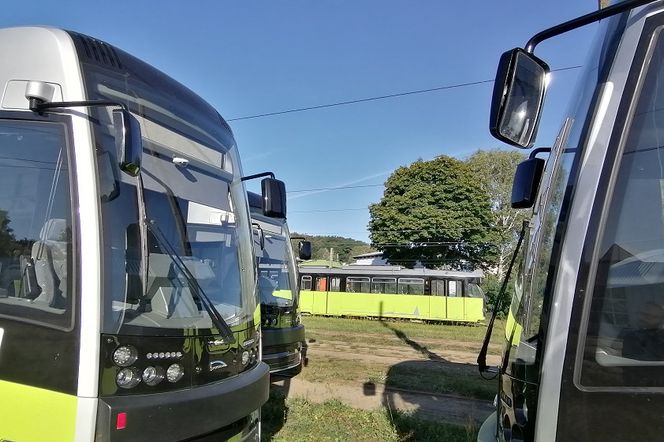 tramwaje stare i nowe razem