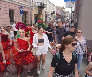 Święto Kielc 2025. Bajkowy korowód z Kopciuszkiem