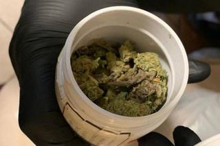 Zatrzymała go policja, bo spalił ciastka. Grozi mu do 8 lat więzienia!