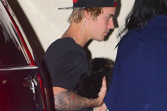 Justin Bieber ma nowego psa! Wabi się Esther! Zobaczcie ZDJĘCIA psa Justina Biebera!