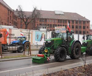 Protest rolników w Olsztynie 21 lutego. Co dzieje się w centrum?