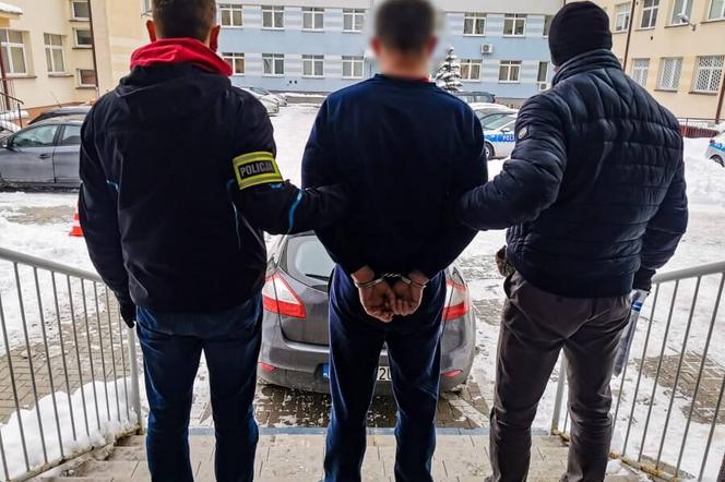 32-latek uciekł z prokuratury w Białymstoku. Tak go schwytali [ZDJĘCIA, WIDEO]