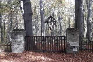 Remont cmentarza wojennego w Porębie Radlnej. Gmina Tarnów otrzymała dofinansowanie