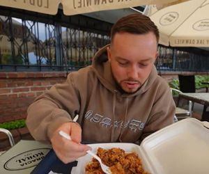Książulo z wizytą w Częstochowie. Odwiedził bar przy Jasnej Górze