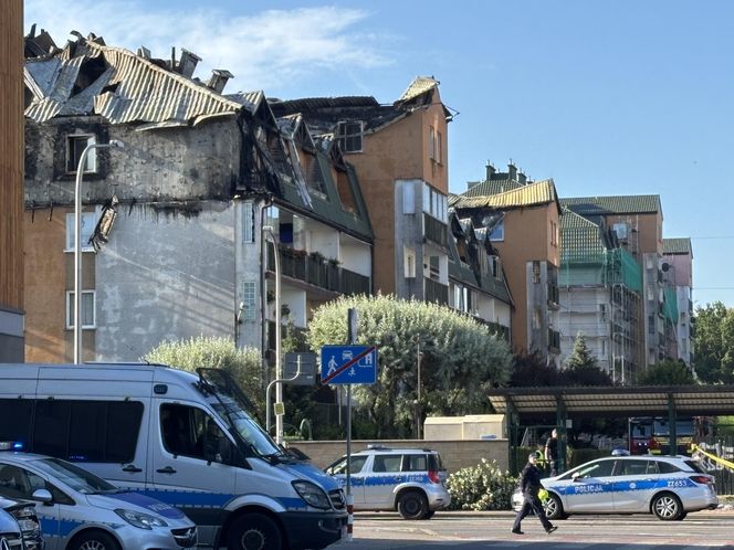 Pożar w Ząbkach. Zdjęcia bloku dzień po tragedii