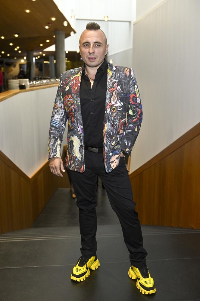 Czadoman pod ołtarzem na Boże Ciało